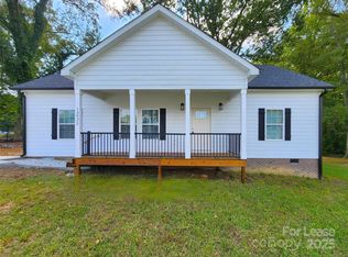 1303-2 W Gold Street Ext, Kings Mountain, NC 28086