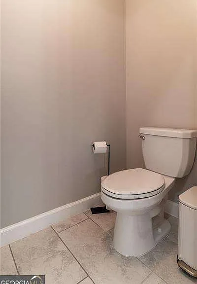301 Cochin Dr — Photo 35