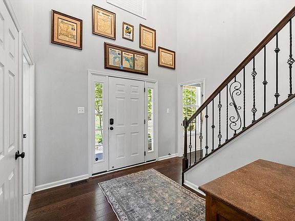 4th image of 1200 Honeysuckle Way