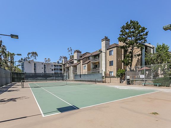 5th image of 8707 Falmouth Ave Unit 203
