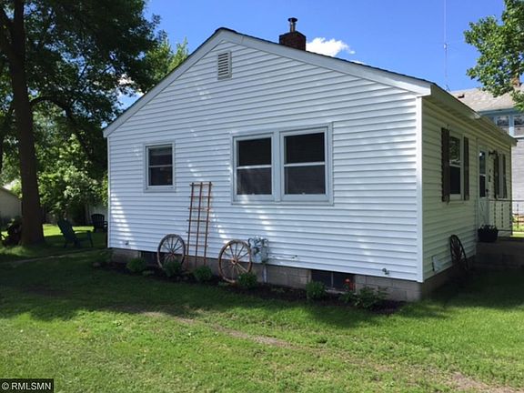 2nd image of 624 S Holcombe Ave