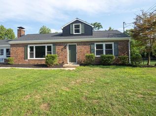 926 Valley Rd, Enola, PA 17025