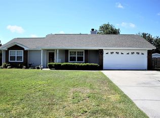 220 Greenbriar Rd, Kingsland, GA 31548