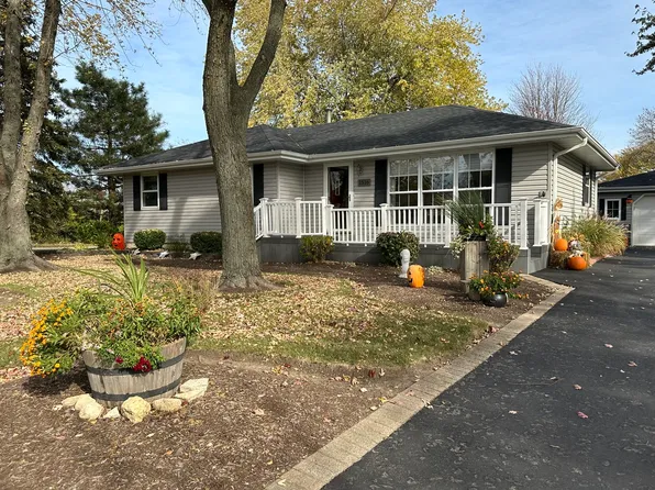 1516 Raymond St, Joliet, IL 60431