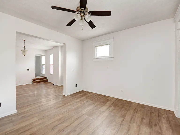 683-685 S Champion Ave #683 — Photo 5