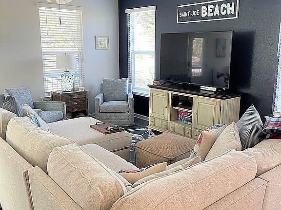 New nautical furnishing
