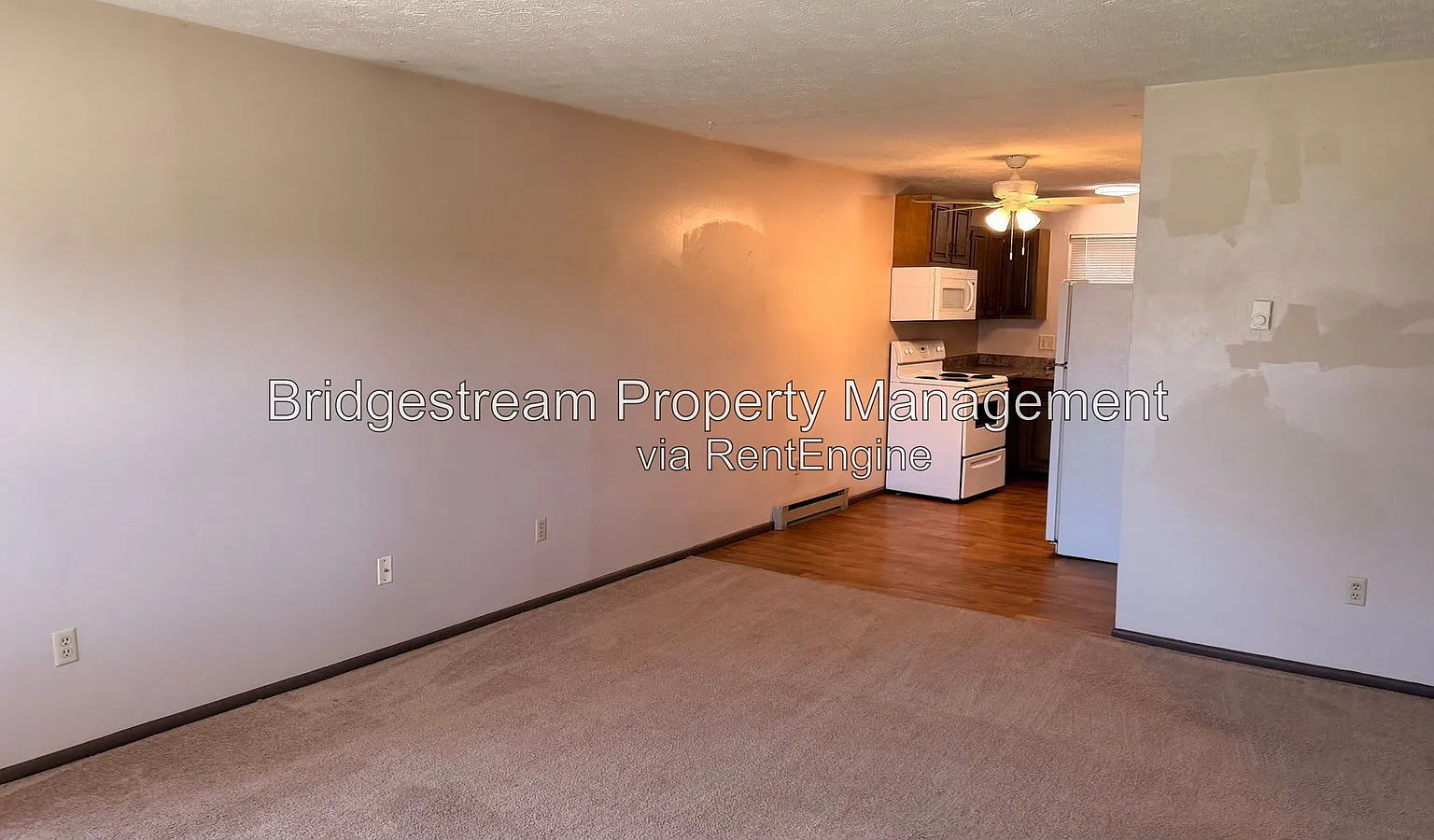 2 bed, 1.0 bath, 747 sqft, $1,095 — Photo 4