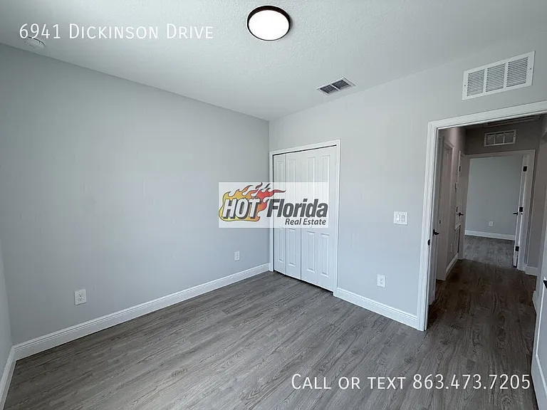 6941 Dickinson Dr — Photo 3