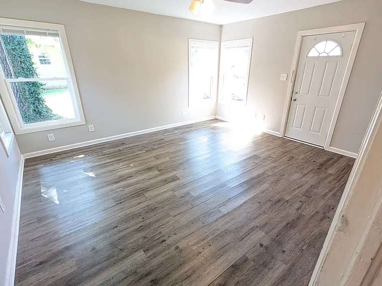 801 W Ash Ave #EL — Photo 4