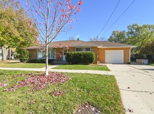 905 S Irwin Ave, Green Bay, WI 54301