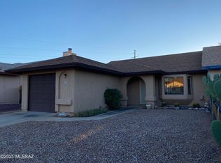 4860 S Lincoln Ridge Dr, Tucson, AZ 85730