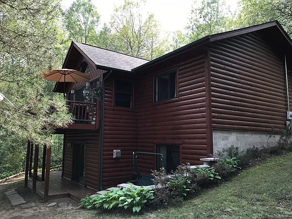 5th image of 4984 Lake Dr
