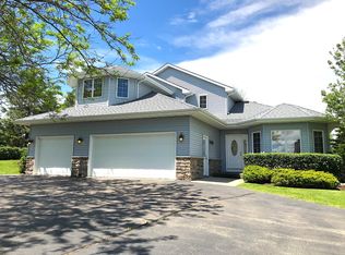 N1090 Bonner Dr, Walworth, WI 53184