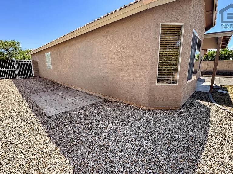 12614 W Avalon Dr — Photo 41