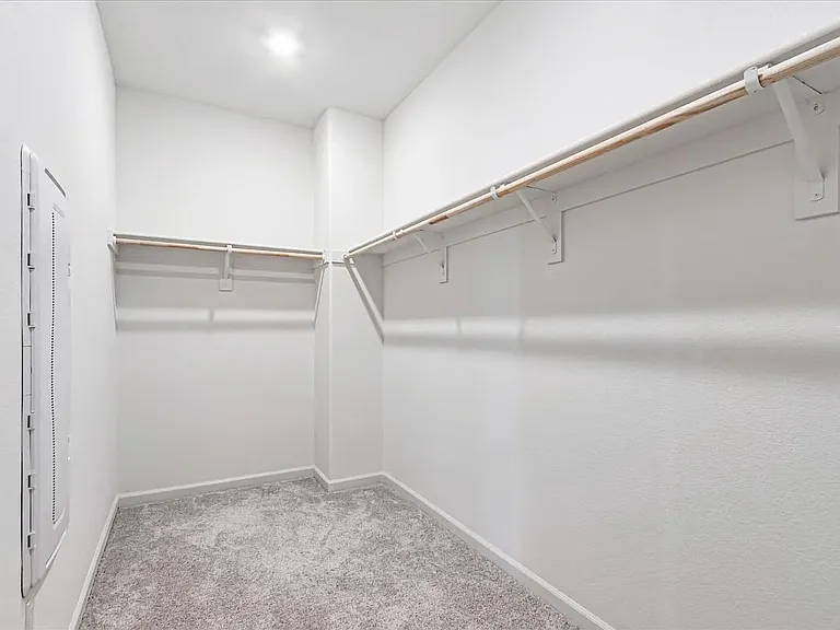 379 Lundy Pl — Photo 24