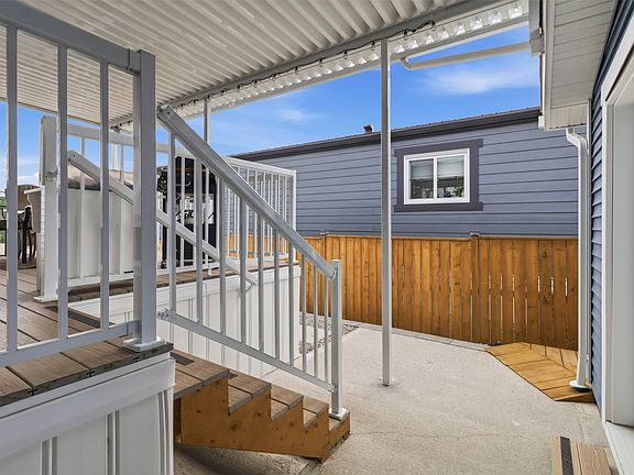 4th image of 712 Shuswap Rd E #26