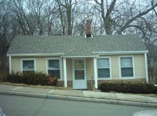 221 Logan St, Council Bluffs, IA 51503