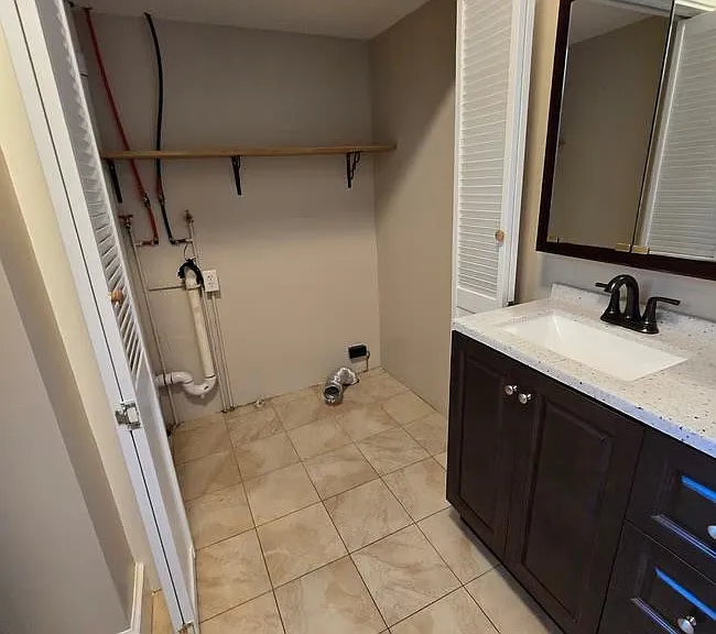 281 Pembroke St — Photo 9