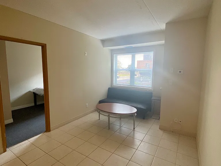 253 Lester St #5 — Photo 8