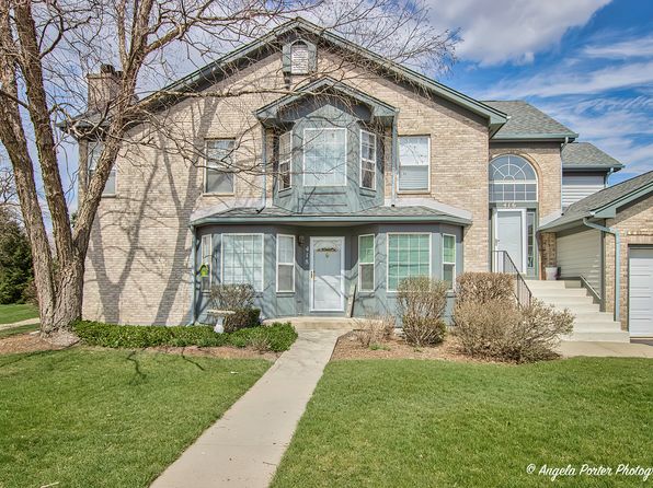 418 Kresswood Dr #418, McHenry, IL 60050