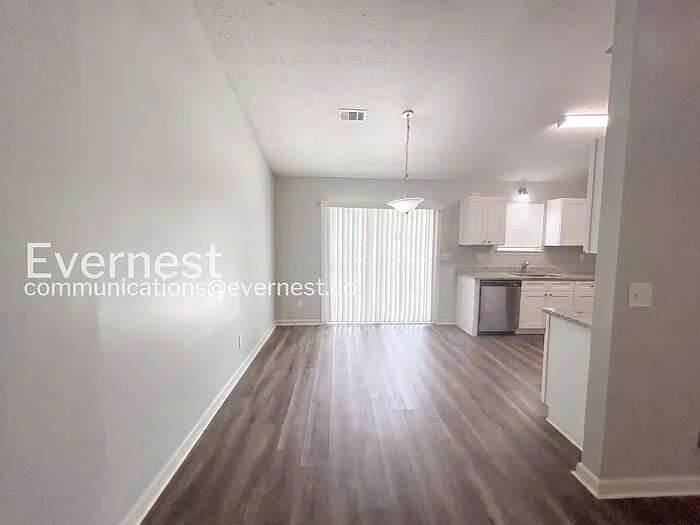 5611 La Fleur Trl — Photo 5