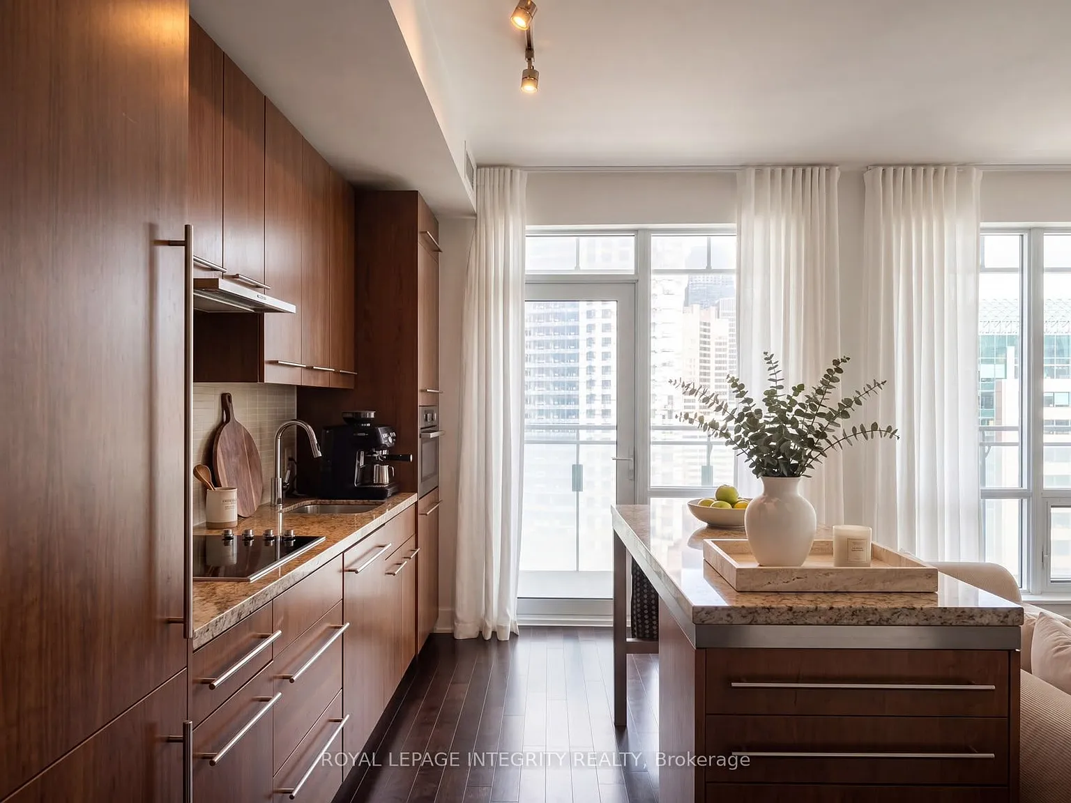 1 bed, $2,400 — Photo 2