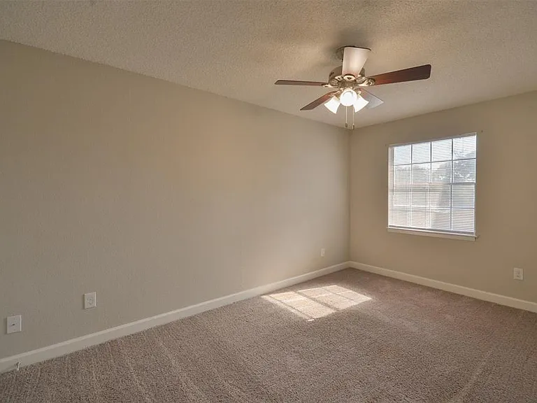 1326 Town Cir #1 — Photo 17