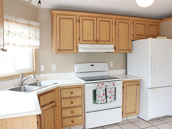 4th image of 1440 Ord Rd #17