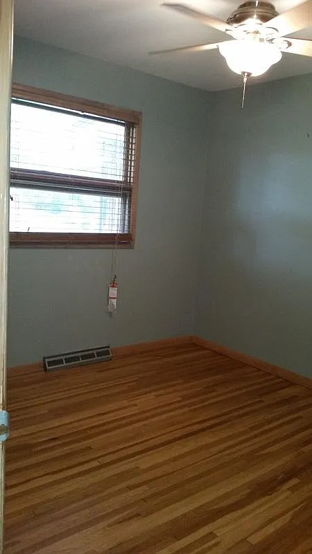 3 bed, 1260 sqft, $1,450 — Photo 2