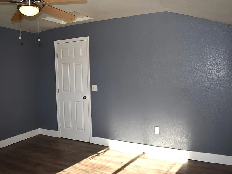 3996 Sierra Vista Ave #1/2 — Photo 8