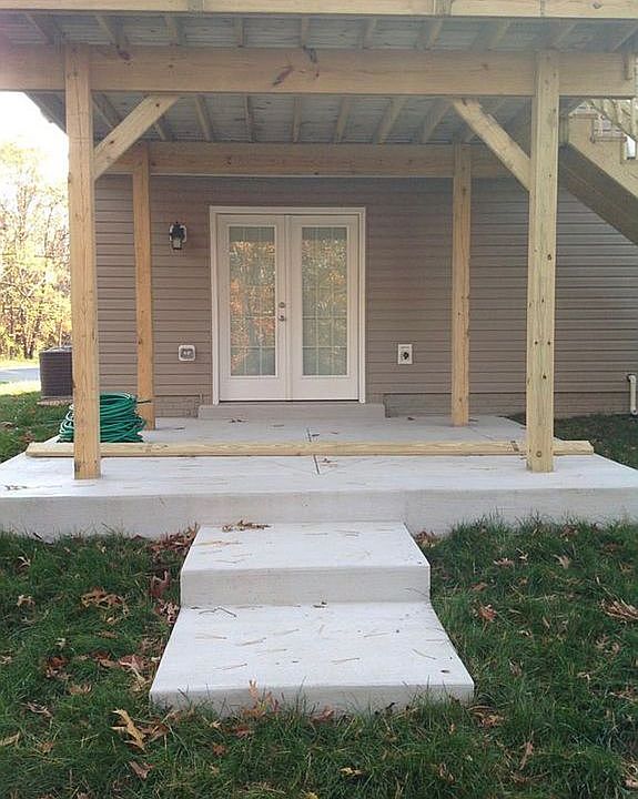 2nd image of 8710 Locust Grove Dr