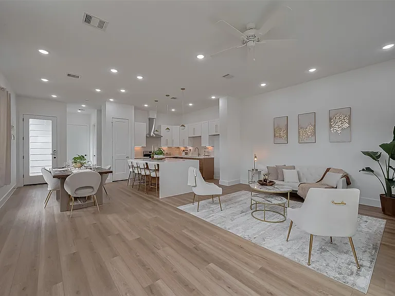 776 Mansfield St — Photo 9