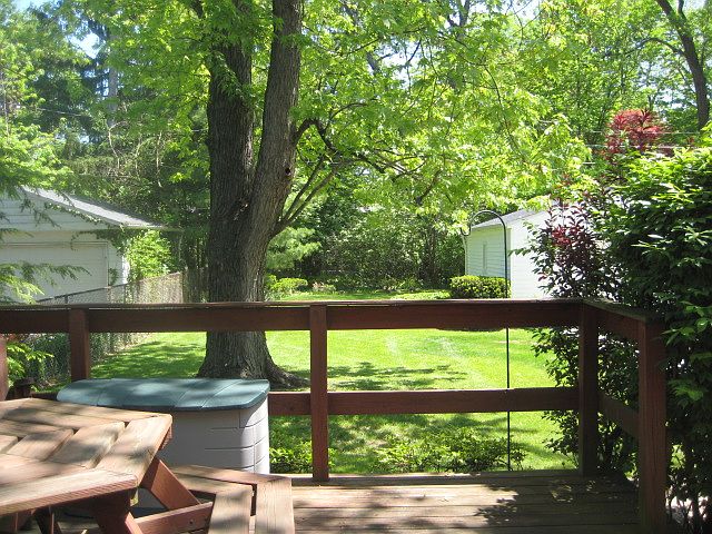 2nd image of 2561 Eaton Rd