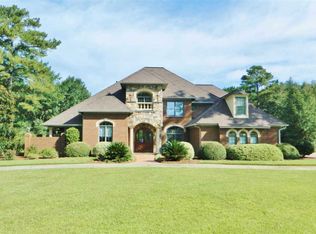 2102 Locklaurel Cir, Bainbridge, GA 39819