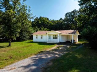 20 Skinner Ln, Magness, AR 72553