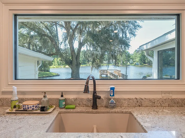 307 Doe Run Cir — Photo 127