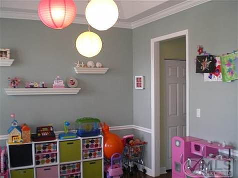 3rd image of 3236 Whitman Way #19