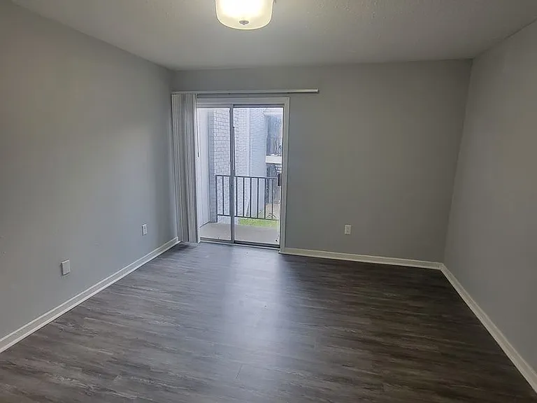 225 W McDowell Rd — Photo 29