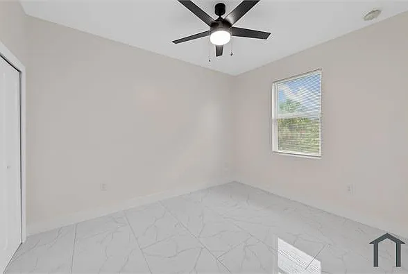 2412 Delta Ave N #2412 — Photo 15