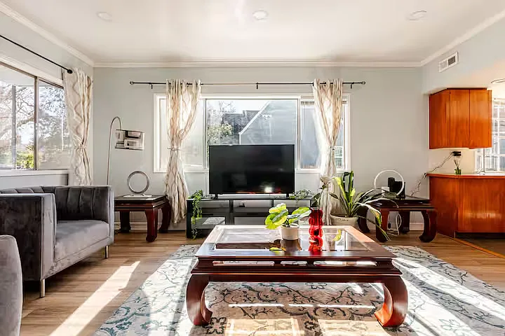 1427 Carmona Ave — Photo 7