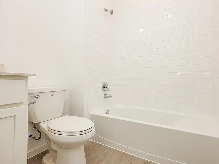 2135 Salinas Dr — Photo 15