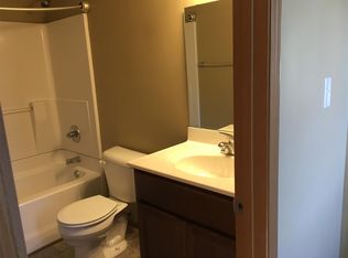 304 Biggs Dr APT D, Shiloh, IL 62221