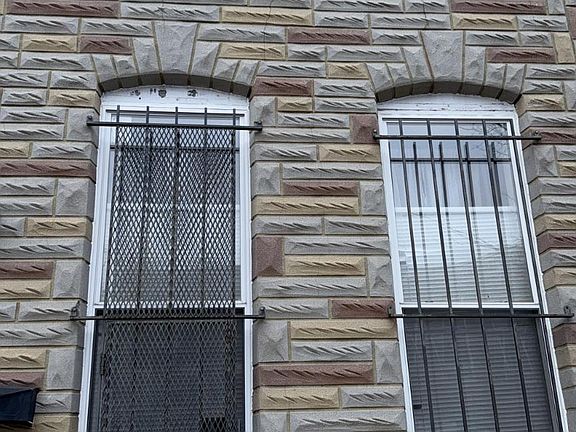 3rd image of 2586 W Fayette St