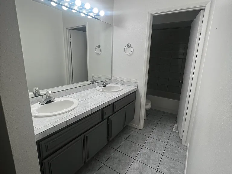 6604 Reservoir Ln — Photo 9