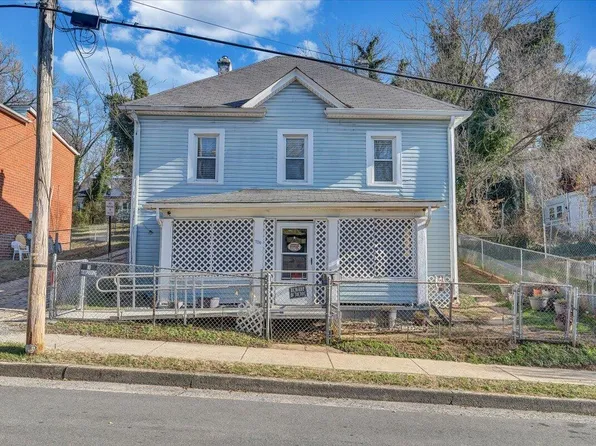 709 8th St NW, Roanoke, VA 24016