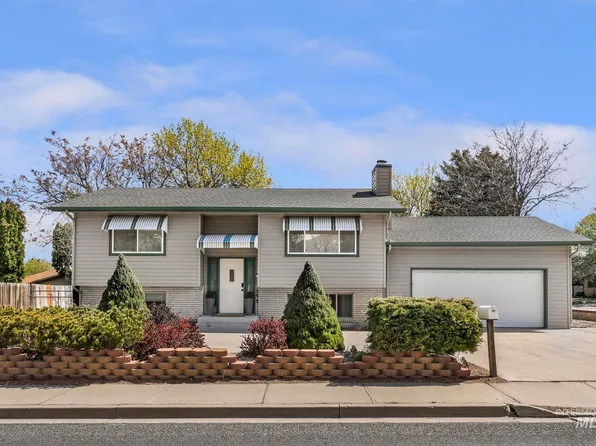 998 Locust St N, Twin Falls, ID 83301