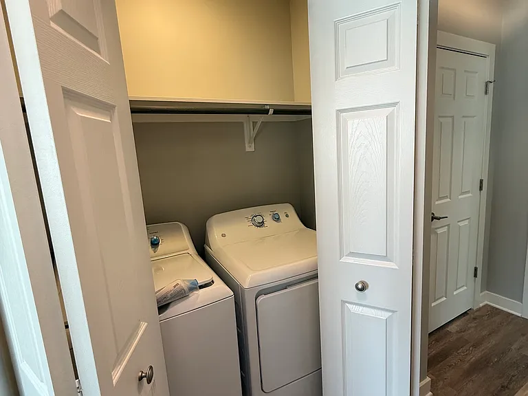 In Unit Washer and Dryer