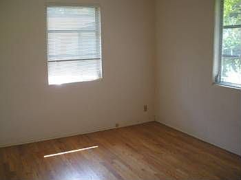 5th image of 1119 Madrid Ave