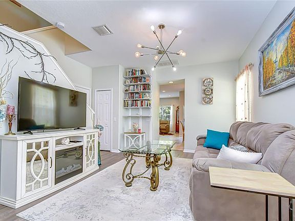5th image of 17436 Stinchar Dr