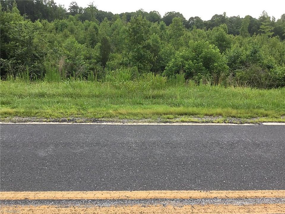 2nd image of 869 Point Rd